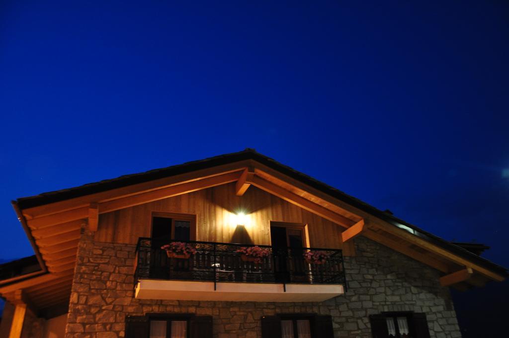 아오스타 Le Foyer De La Ferme 아파트 외부 사진